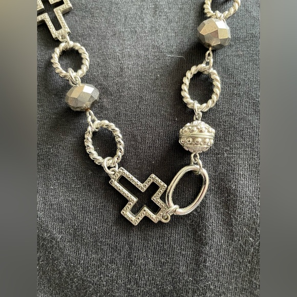 SOLD NOW Women’s silvery long adjustable necklace w/crosses, links, and shiny - Picture 5 of 6